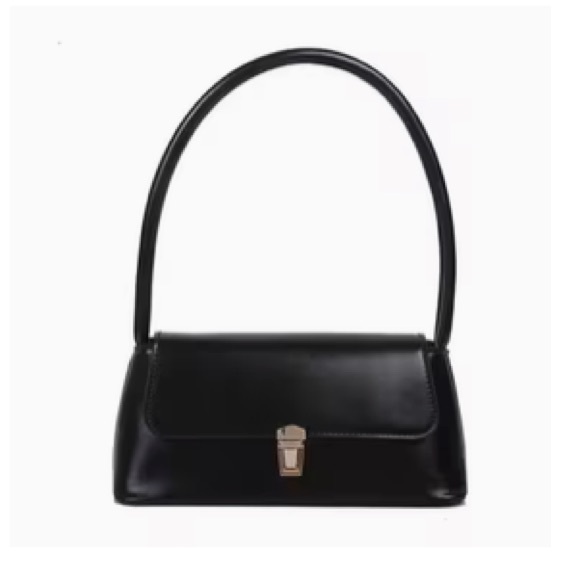 Handbags - NIB Faux Leather Shoulder Bag